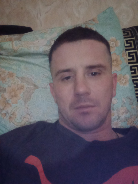 Денис, Россия, Новосибирск, 37 лет. Не пью но курю