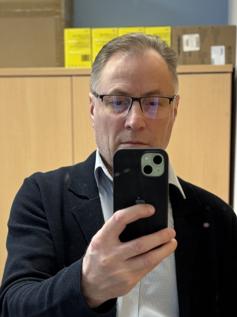 Евгений Долгополов, Москва, м. Озёрная, 54 года, 1 ребенок. Ищу: Добрую, умную, с кем не захочется расставаться.  Анкета 877375. 