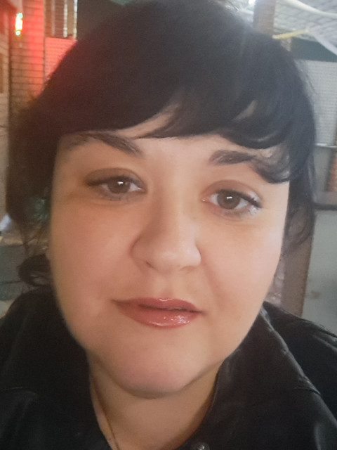 Вика, Стаханов, 39 лет, 1 ребенок. Познакомлюсь для серьезных отношений.