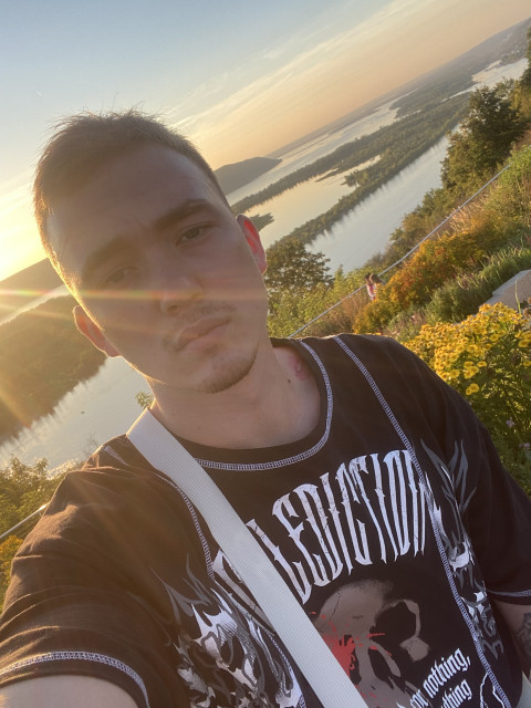 Арсений, Москва, 23 года. Познакомлюсь с девушкой для любви и серьезных отношений, дружбы и общения.  Анкета 877458. 