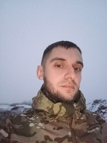 Роман Марков, Россия, Бердянск, 40 лет, 1 ребенок. Военнослужащий, ищу Девушку. Буду рад знакомству.