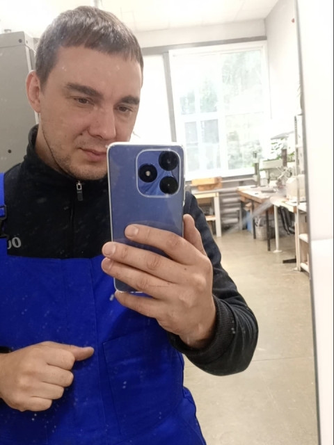 Игорь Андреев, Екатеринбург, 39 лет, 1 ребенок, 1 фото. Познакомиться без регистрации.