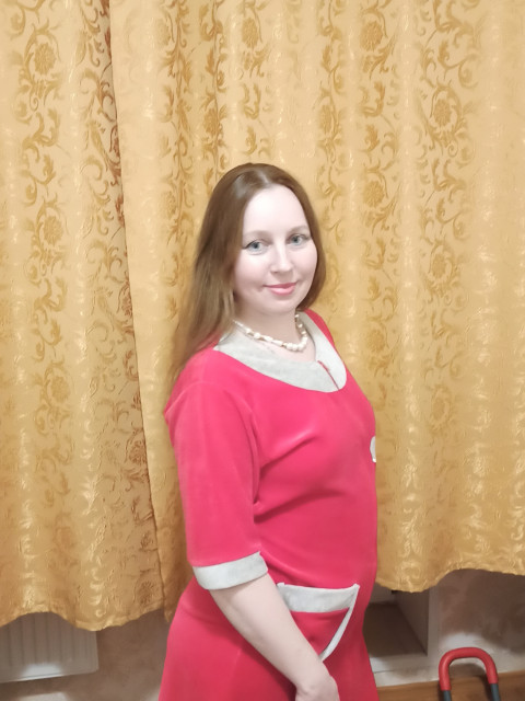 Избранная, Россия, Солнечногорск, 40 лет, 2 ребенка. Ищу: Свободного, с машиной, квартирой, из города СПБ и Ленинградской области. Для дружбы и общения. Православного,...  Анкета 877541. 