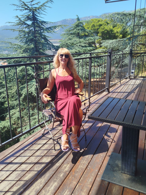 Юлия Иванова, Мариуполь, 40 лет, 1 ребенок, 1 фото. Пишу картины маслом, вдохновояет лето