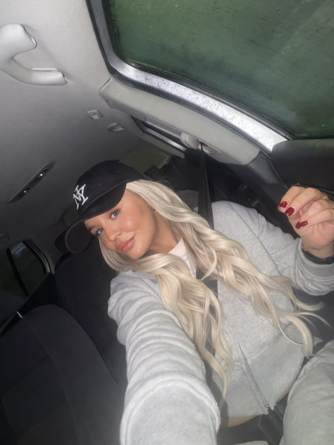 Каприз, Симферополь, 29 лет, 1 фото. Познакомлюсь с мужчиной для дружбы праздника и общения.  Анкета 877848. 