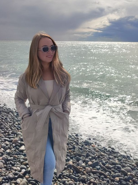 Элина, Россия, Казань, 38 лет. Познакомлюсь с мужчиной для любви и серьезных отношений, брака и создания семьи, дружбы и общения. 
Гулены,...  Анкета 877874. 