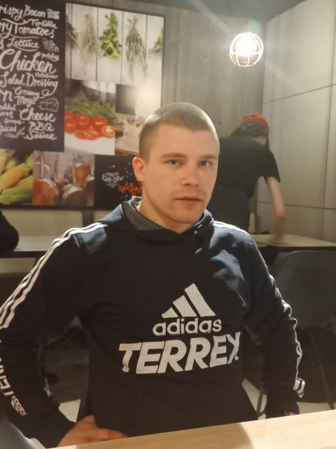 Александр, Россия, Москва, 26 лет. Познакомлюсь с девушкой для любви и серьезных отношений, дружбы и общения.  Анкета 878045. 