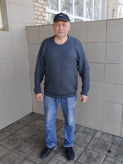 Юрий, Россия, Луганск, 59 лет. Познакомлюсь с женщиной для дружбы и общения.  Анкета 878068. 