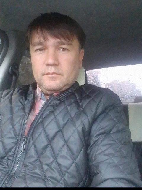 Саид, Санкт-Петербург, м. Дунайская. Фото на сайте ГдеПапа.Ру