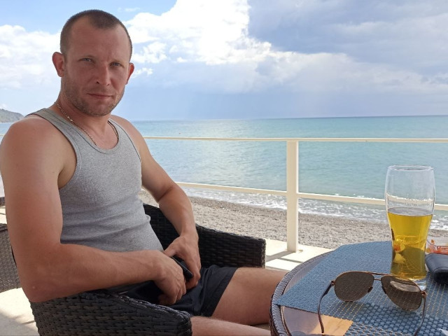 Гена, Макеевка, 36 лет, 1 ребенок, 1 фото. Познакомлюсь с женщиной для любви и серьезных отношений.  Анкета 878521. 