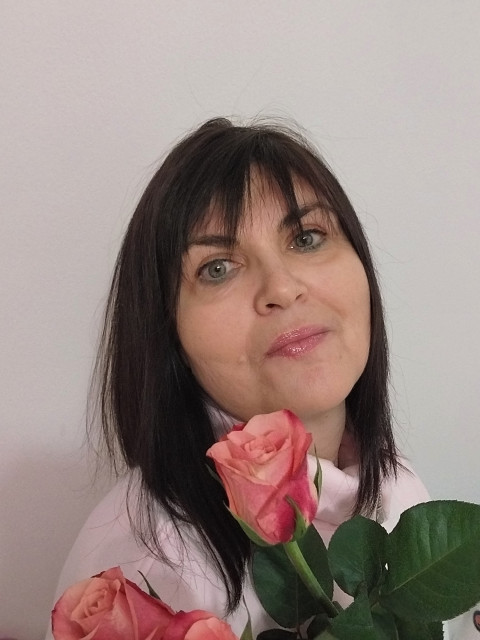 Лариса, Россия, Санкт-Петербург, 51 год. Познакомлюсь с мужчиной для серьезных отношений, времяпровождения, общения и возможно более. Там видно...  Анкета 878767. 