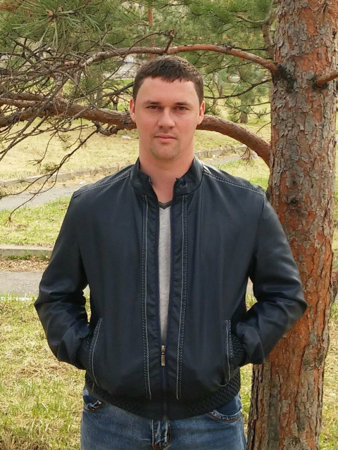 Олег, Москва, 41 год. Познакомлюсь с женщиной для дружбы и общения.  Анкета 878773. 