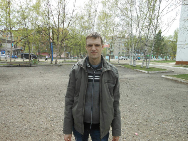 Валера, Лесозаводск, 43 года. Я хочу познакомиться с девушкой для создания дружной и крепкой семьи