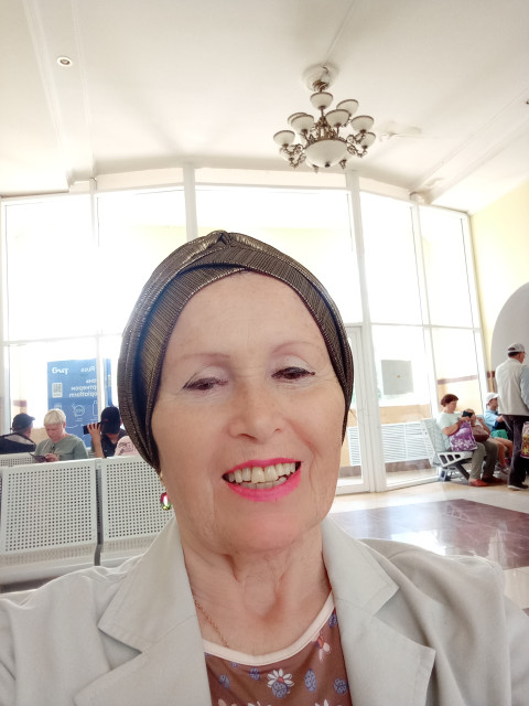 Татьяна, Москва, 73 года, 1 ребенок. Познакомлюсь с мужчиной для брака и создания семьи.  Анкета 878949. 