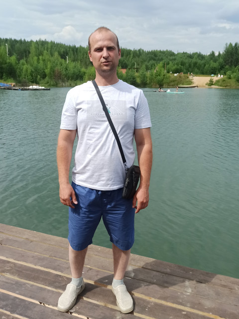 Александр, Россия, Киров, 36 лет. Познакомлюсь с женщиной для любви и серьезных отношений, брака и создания семьи, дружбы и общения.  Анкета 879015. 