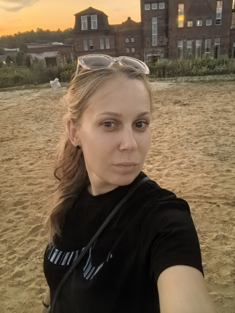 Ксения, Россия, Архангельск, 39 лет, 3 ребенка. Ищу: Главное доброго. Заботливого, ответственного, верного, не жадного. 
С судимостями, алкогольной зависимостью...  Анкета 879224. 