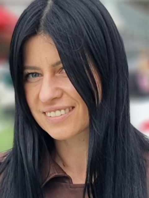 Юлия, Россия, Москва, 40 лет, 2 ребенка. Познакомлюсь с мужчиной для любви и серьезных отношений. 
Буду рада, если у тебя тоже есть дети. 
Если...  Анкета 879327. 