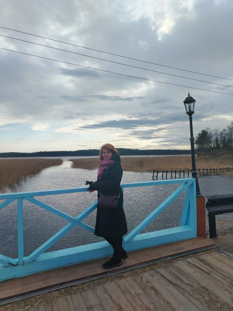 Елена, Санкт-Петербург, 49 лет, 1 ребенок, 3 фото. Познакомлюсь с порядочным, лёгким на подъём, имеющим профессию, мужчиной от 48 лет, для отношений и...  Анкета 879414. 