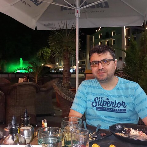 Юлиан Калчев (Virtually J), Болгария, Варна. Фото на сайте ГдеПапа.Ру