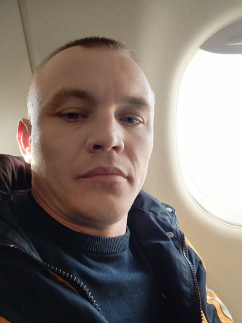 Игорь, Россия, Волхов, 31 год. Познакомлюсь для серьезных отношений.