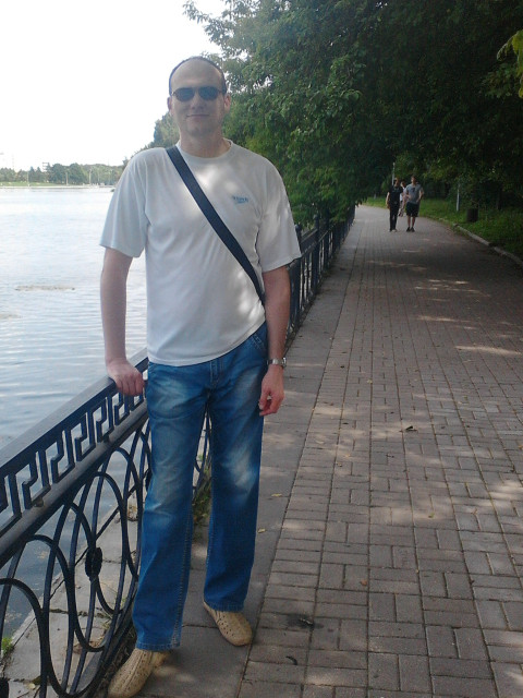 Виталий, Москва, м. Новогиреево, 49 лет. Познакомлюсь с Девушкой, для серьёзных отношений, любви и создания семьи до 46 лет (не курящей).  Анкета 879608. 