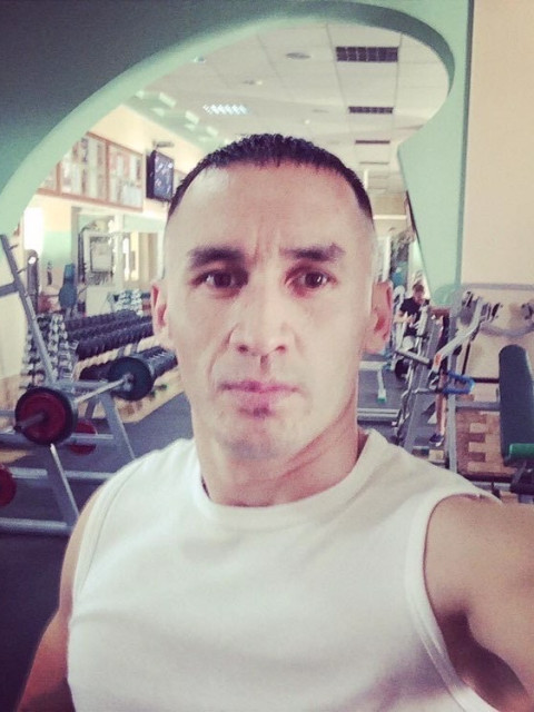 Ринат, Россия, Москва, 41 год. Познакомлюсь с женщиной для любви и серьезных отношений, брака и создания семьи, воспитания детей.  Анкета 879618. 