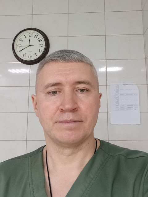 Юрий, Омск, 45 лет, 1 ребенок, 2 фото. Познакомлюсь с женщиной для любви и серьезных отношений, дружбы и общения.  Анкета 879719. 