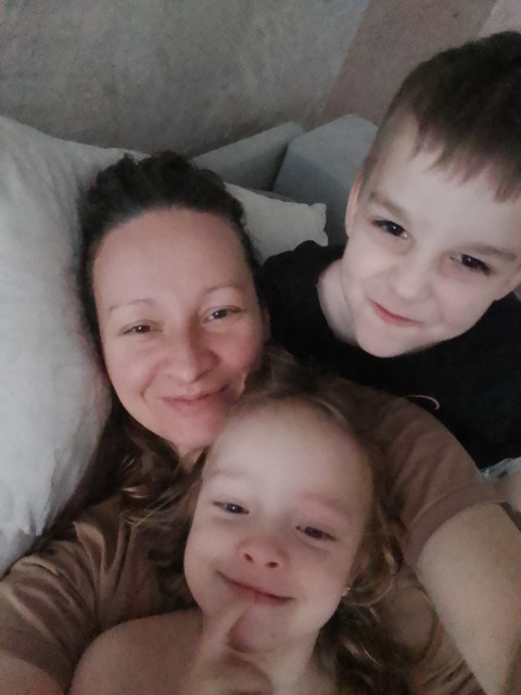 Анастасия, Челябинск, 37 лет, 2 ребенка, 1 фото. Познакомлюсь с мужчиной для брака и создания семьи, воспитания детей, дружбы и общения.  Анкета 879807. 