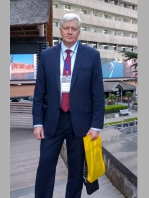 Максим, Москва, м. Митино, 58 лет, 1 ребенок. Ищу: Есть желание познакомиться с Женственной женщиной, основанное на Уважении, Такте и Заботе!  Анкета 879864. 