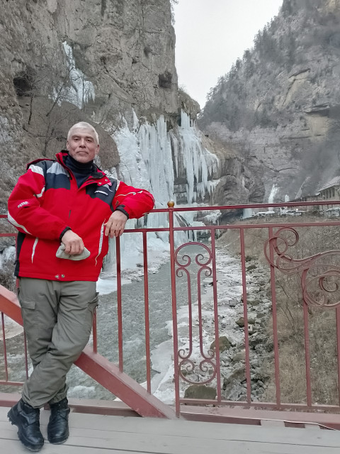 Владимир, Россия, Пятигорск, 50 лет. Познакомлюсь с женщиной для любви и серьезных отношений.  Анкета 879877. 