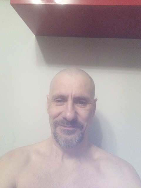 Дмитрий Б., Россия, Москва, 50 лет, 1 ребенок. Ищу: Семья. Из любой глубинки. 
Добрая красивая худая- полная.  Анкета 879918. 