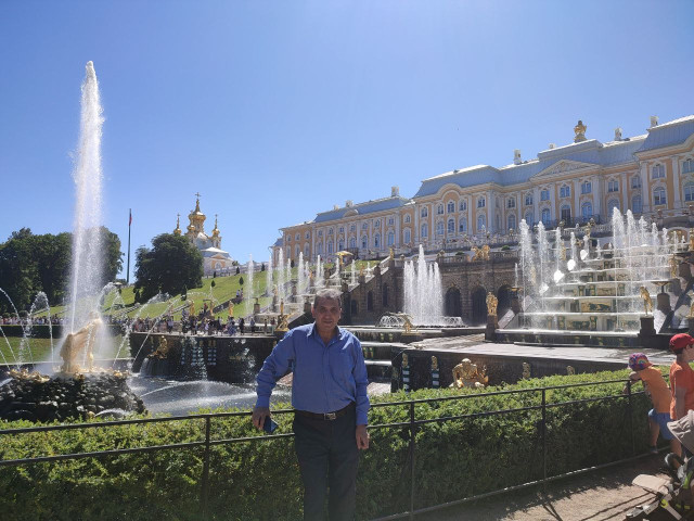 Рафик Арутюнов, Санкт-Петербург, 62 года, 2 ребенка, 1 фото. Хочу встретить женщину