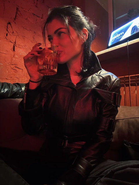 Анна, Симферополь, 36 лет, 1 ребенок, 11 фото. Познакомлюсь с мужчиной для любви и серьезных отношений, брака и создания семьи, воспитания детей.  Анкета 880094. 