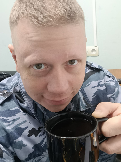 Алексей Ч., Нижний Новгород, 39 лет, 1 ребенок. Хочу найти человека- родственную душу.Ценю в людях честность и открытость.Если ты добрая,заботливая...  Анкета 880214. 