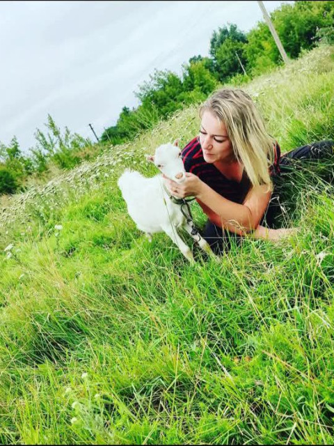 Лера, Россия, Мариуполь. Фото на сайте ГдеПапа.Ру