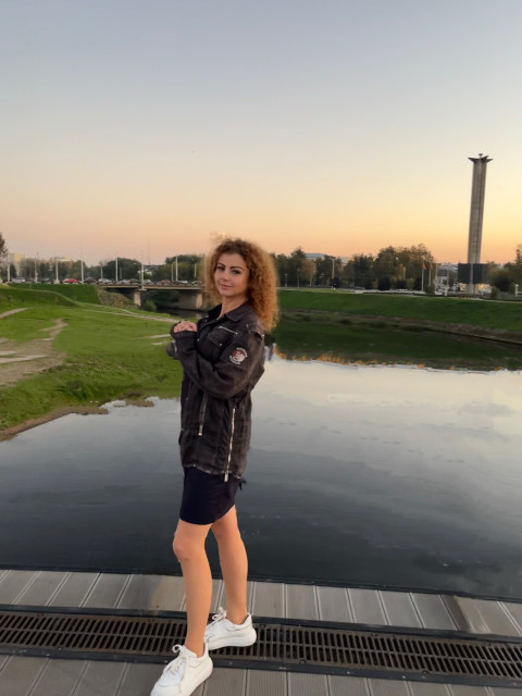 Ирина, Москва, 40 лет, 1 ребенок. Она ищет его: мужчину для любви и серьезных отношений, брака и создания семьи.  Анкета 880340. 