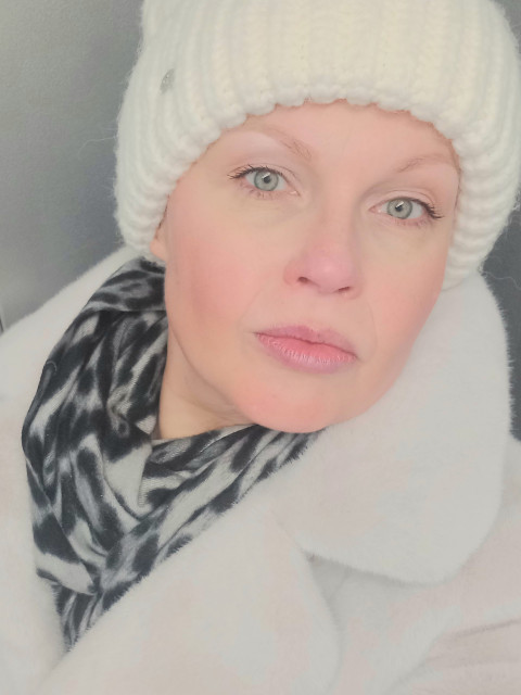 Анна, Россия, Санкт-Петербург, 44 года, 1 ребенок. Познакомлюсь с мужчиной для любви и серьезных отношений. Чужие и курящие мужчины- вы не мои герои, прошу...  Анкета 880499. 