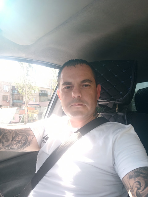 Евгений, Луганск, 39 лет. Познакомлюсь с женщиной для любви и серьезных отношений, брака и создания семьи.  Анкета 880587. 