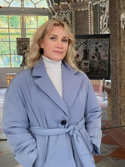 Марина, Россия, Ростов-на-Дону, 51 год, 2 ребенка. Она ищет его: мужчину для любви и серьезных отношений, брака и создания семьи, гостевого брака, дружбы и общения.  Анкета 880650. 