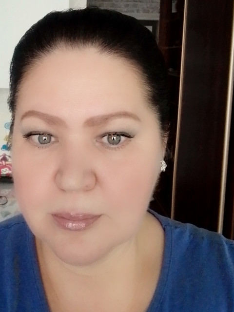 Галина, Новосибирск, 52 года, 1 ребенок, 1 фото. Познакомлюсь с мужчиной для дружбы и общения, с которым мне будет уютно.  Анкета 880814. 