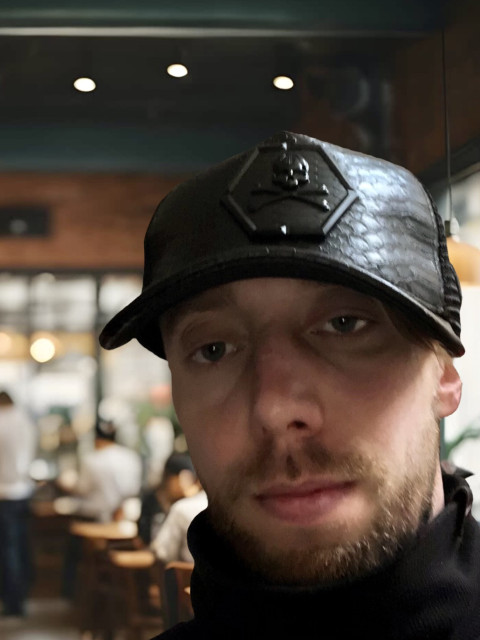 Глеб, Россия, Калининград, 38 лет. Познакомлюсь с женщиной для дружбы и общения.  Анкета 880878. 