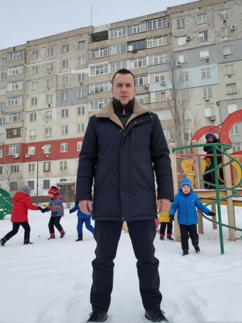 Денис, Россия, Санкт-Петербург, 34 года. Ищу: Адекватную  Анкета 881127. 