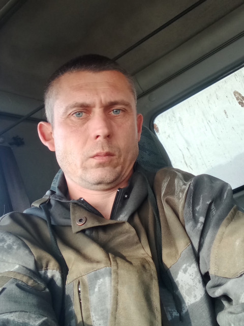 Олег, Россия, Севастополь, 43 года. Познакомлюсь с женщиной для дружбы и общения.  Анкета 881148. 