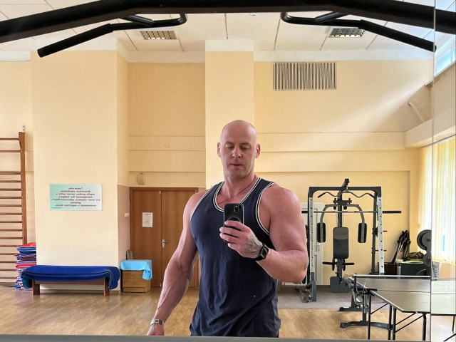 Сергей, Россия, Санкт-Петербург, 41 год. Он ищет её: женщину для любви и серьезных отношений, брака и создания семьи.  Анкета 881230. 