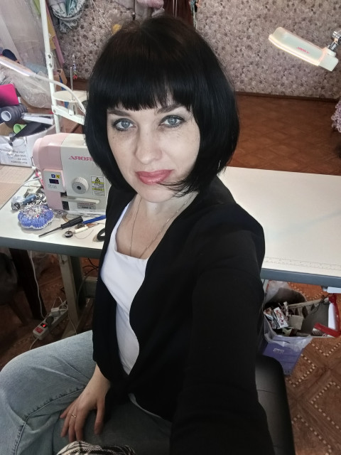 Марина, Россия, Саратов, 43 года, 3 ребенка. Познакомлюсь с мужчиной для любви и серьезных отношений. 38-48лет  Анкета 881269. 