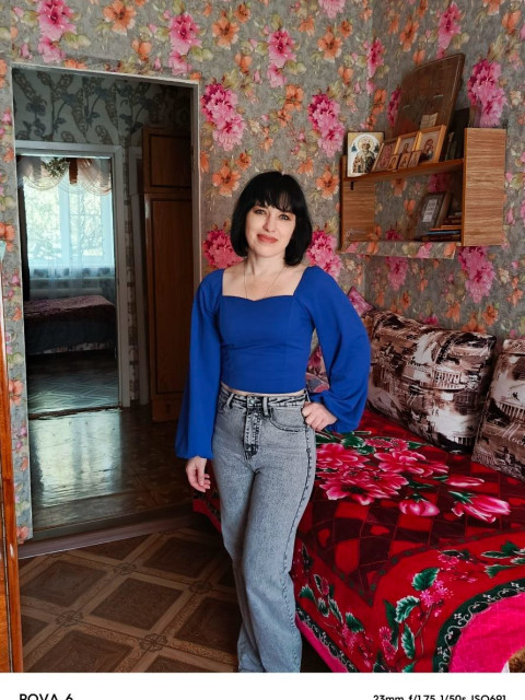 Марина, Россия, Саратов, 43 года, 3 ребенка. Познакомлюсь с мужчиной для любви и серьезных отношений. 38-48лет  Анкета 881269. 