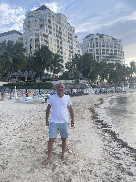 Гагик Бадалян, Москва, м. Первомайская. Фото на сайте ГдеПапа.Ру