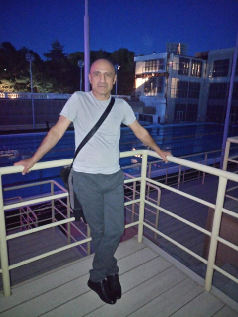 Гагик Бадалян, Москва, м. Первомайская. Фото на сайте ГдеПапа.Ру