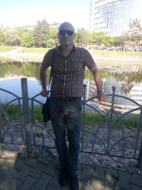 Гагик Бадалян, Москва, м. Первомайская. Фото на сайте ГдеПапа.Ру