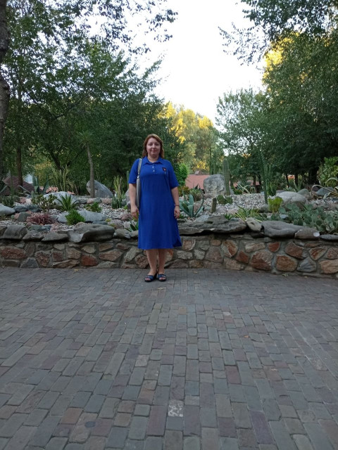 Виктория, Россия, Алчевск, 46 лет, 1 ребенок. Познакомлюсь с мужчиной для дружбы и общения.  Анкета 881549. 